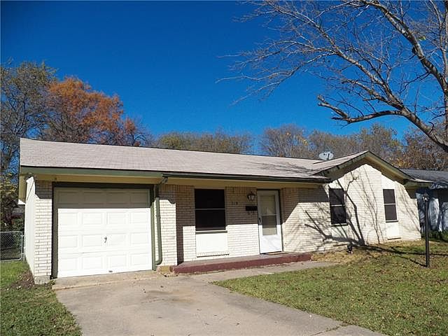 1st image of 518 Hawthorne Ln