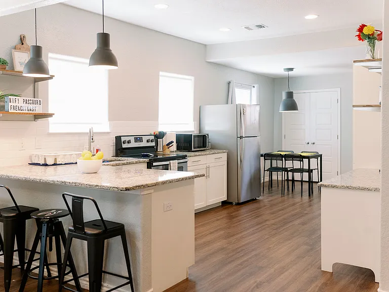 1007 W French Pl — Photo 21