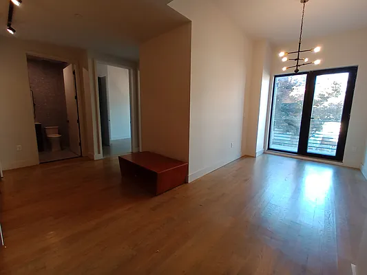 Rented by City Vista Inc | media 30