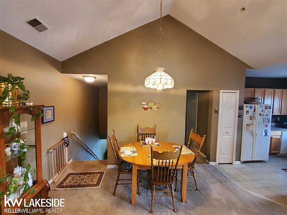 5th image of 25845 Maritime Cir N