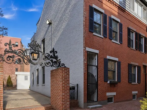 2 Lyndeboro Pl, Boston, MA 02116