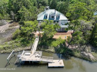 602 Mimosa Pl, Caswell Beach, NC 28465