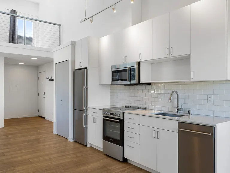 Maude Lofts — Photo 14