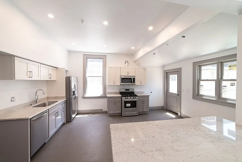 2524 Dwight Way — Photo 1