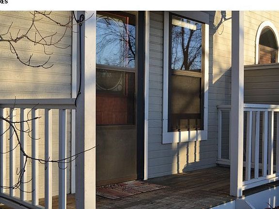 3rd image of 406 Owl Dr