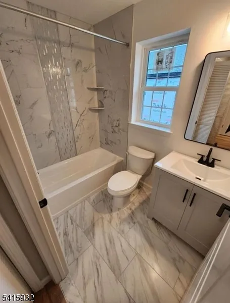 1 bed, 250 sqft, $1,100 — Photo 4
