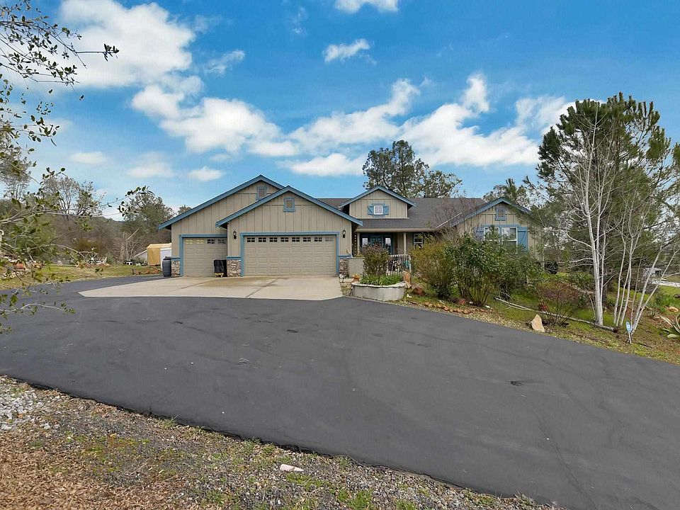 1st image of 262 Bridlewood Ln