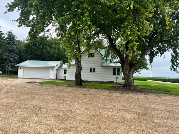 1669 211th Ave, Madison, MN 56256
