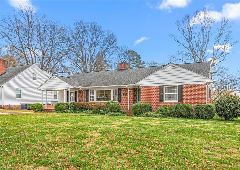 1st image of 514 Country Club Dr