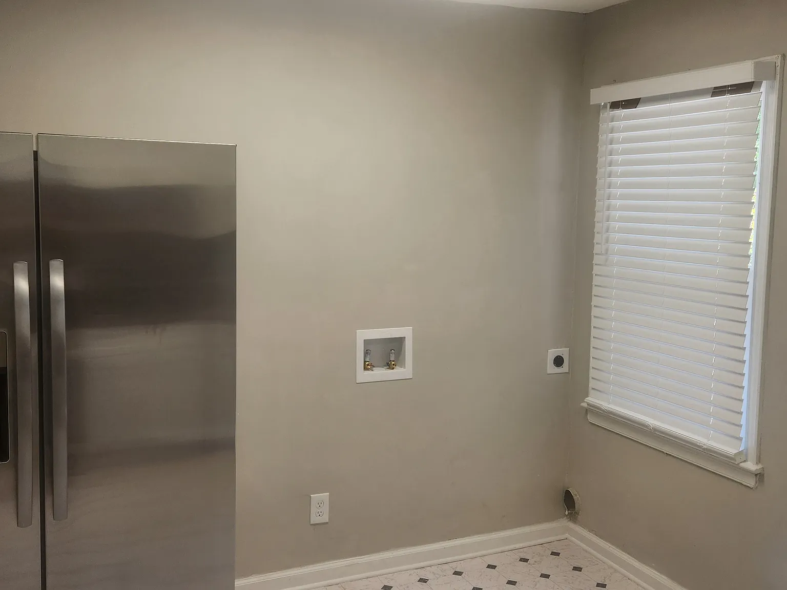 2 bed, 1100 sqft, $1,350 — Photo 2