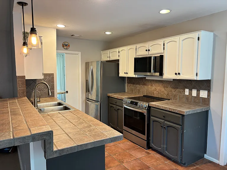 2234 Rippling Rill St — Photo 2