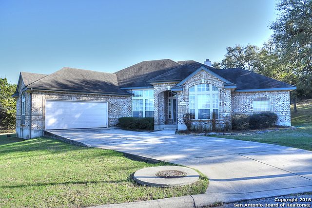 1st image of 28926 Chartwell Ln