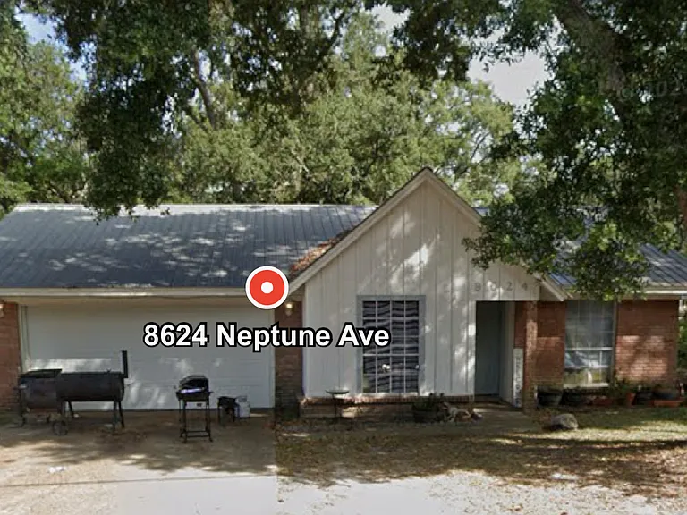 8624 Neptune Ave — Photo 3