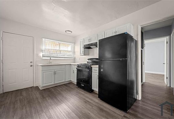 5th image of 4108 Palmwood Dr APT 2