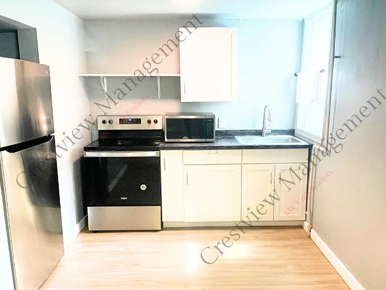 Deem Triplex — Photo 2