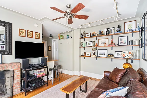 Sold by Compass | media 2