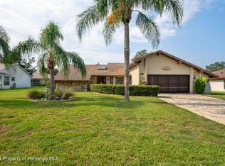 7988 Ravenwood Cv, Spring Hill, FL 34606