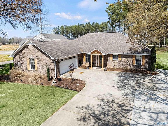 2nd image of 25433 Drawbaugh Rd
