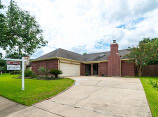 11611 Inwood Dr, Houston, TX 77077