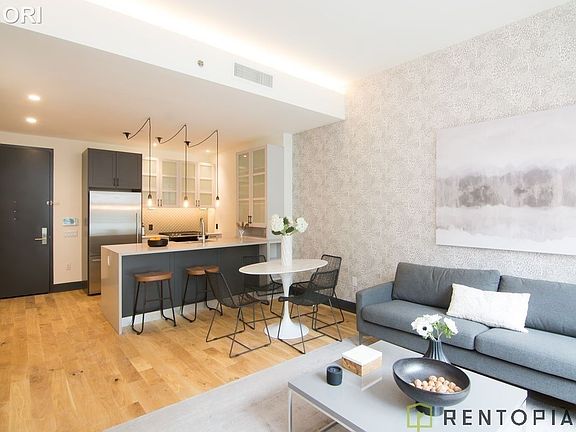 3rd image of 10 Montieth St #514C