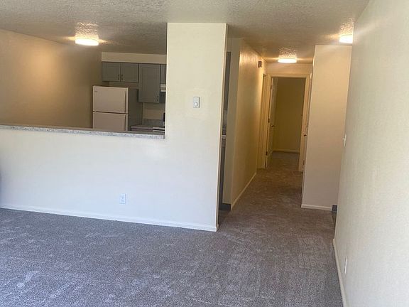 4th image of 1555 W 18th Ave APT 17