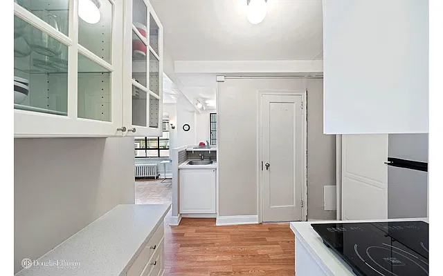 Rented by Douglas Elliman | media 14