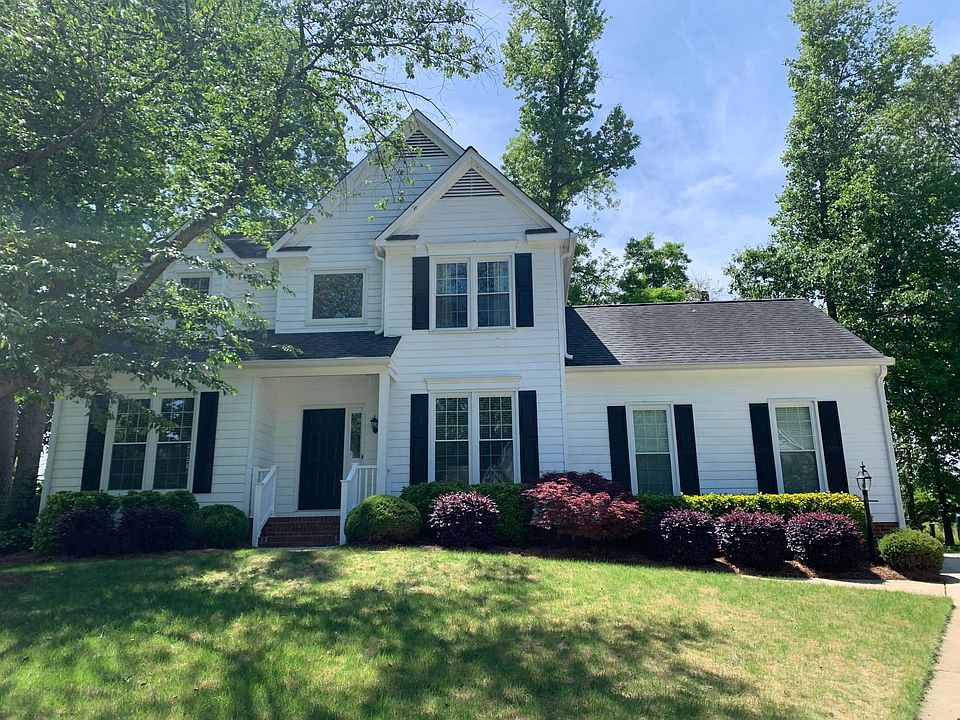 1st image of 17000 Shady Glen Dr