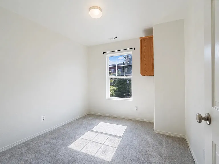 21069 SW Madeira Ter — Photo 21