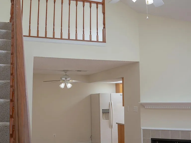 12101 Greenwood Ct #301 — Photo 43