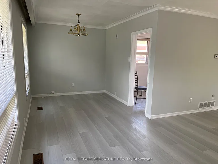 23 Allanford Rd — Photo 6