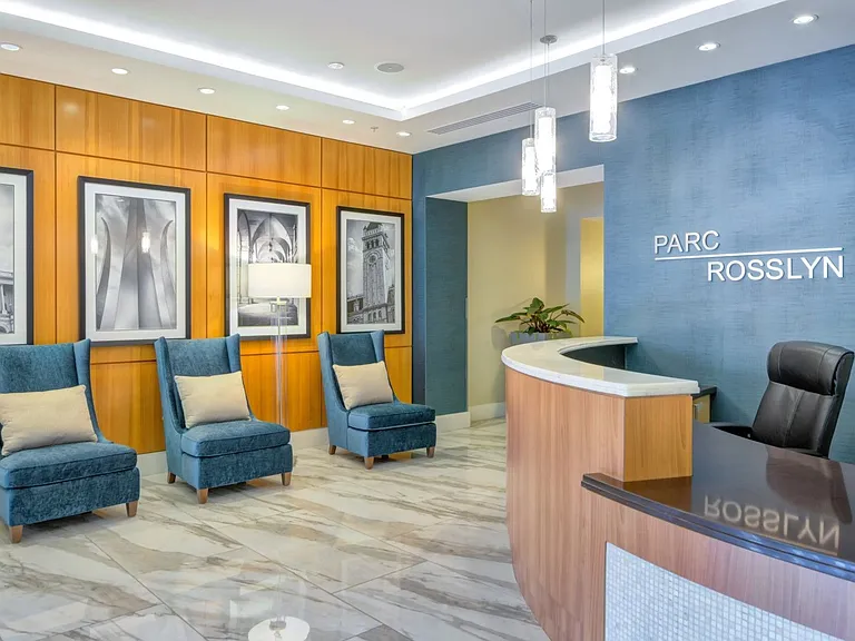 Welcome to Parc Rosslyn Apartments