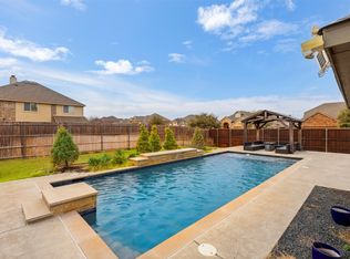 5601 Cornelia Ct, Midlothian, TX 76065