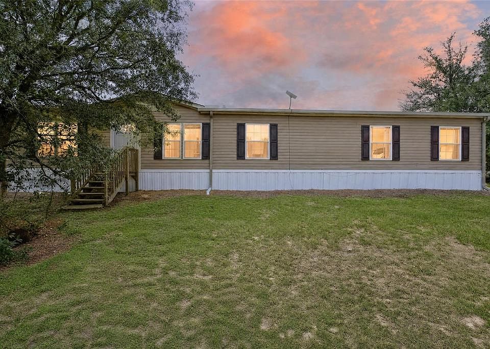 1st image of 4830 NE 121 AVENUE