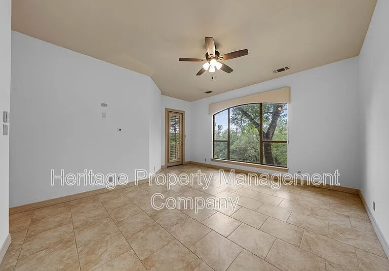 131 Westcourt Ln — Photo 20