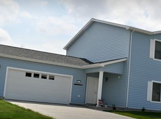 138 Sirocco Dr APT 1, Minot Afb, ND 58704