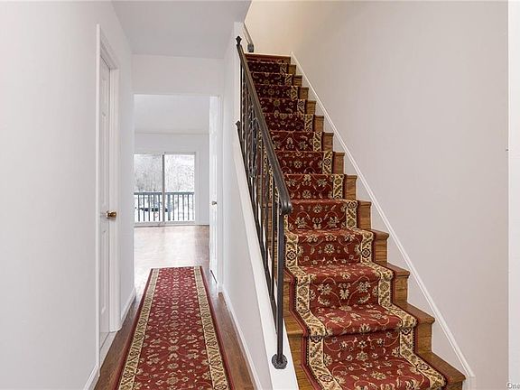2nd image of 25 Barker St APT 311