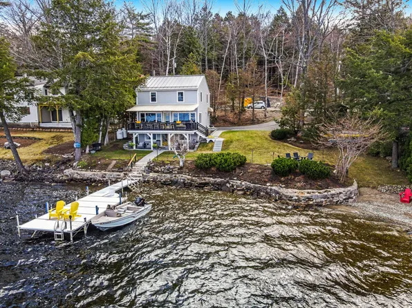 668 Memorial Drive, Winthrop, ME 04364