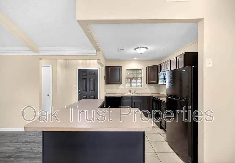 103 Cambell Ct — Photo 6