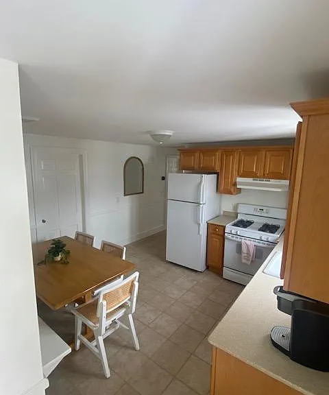 2 Whipple Ave — Photo 27