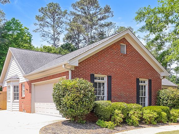 3rd image of 2975 Camary Place Dr SE