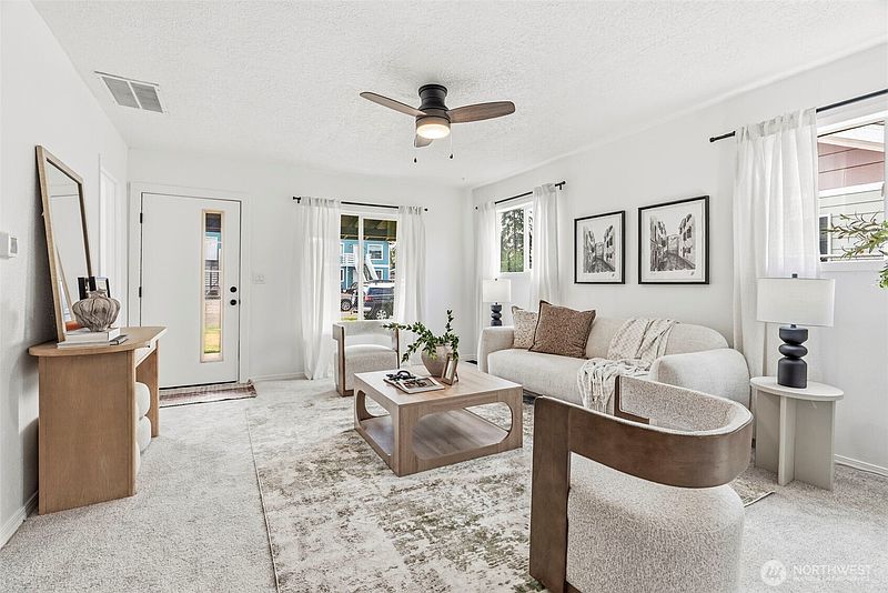 5th image of 159 16th Avenue