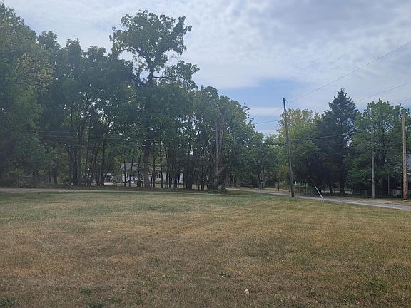 3rd image of 0 1st Ave