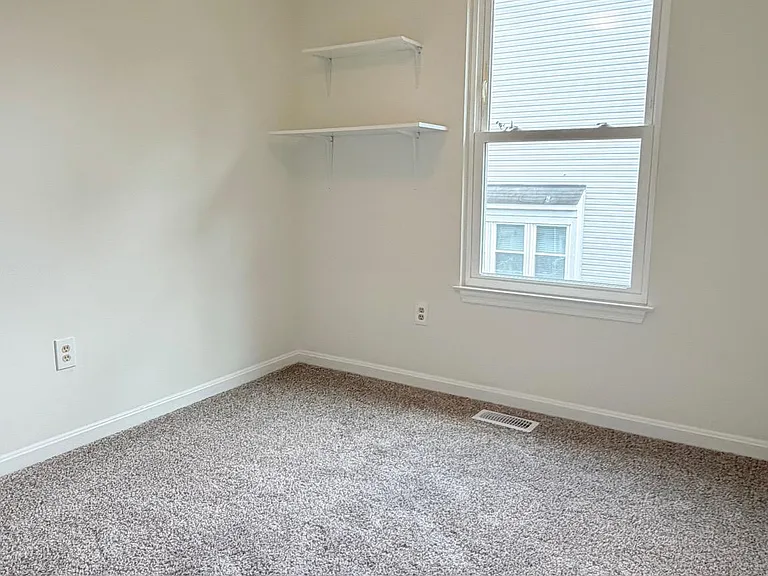 9609 Clocktower Ln — Photo 16