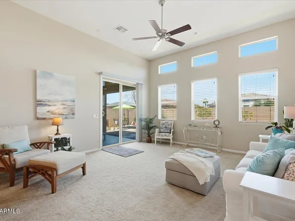 8954 W SELDON Lane, Peoria, AZ 85345