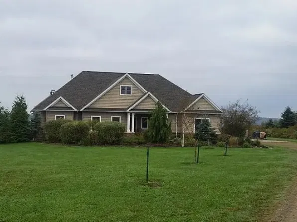 12850 Hill Rd, Waterford, PA 16441