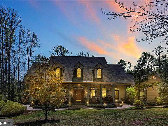 2nd image of 1810 Alyssa Ln