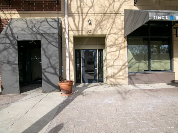 321 Front St Unit 2402, Lemont, IL 60439
