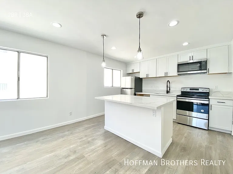 1206 S Holt Ave #5 — Photo 3