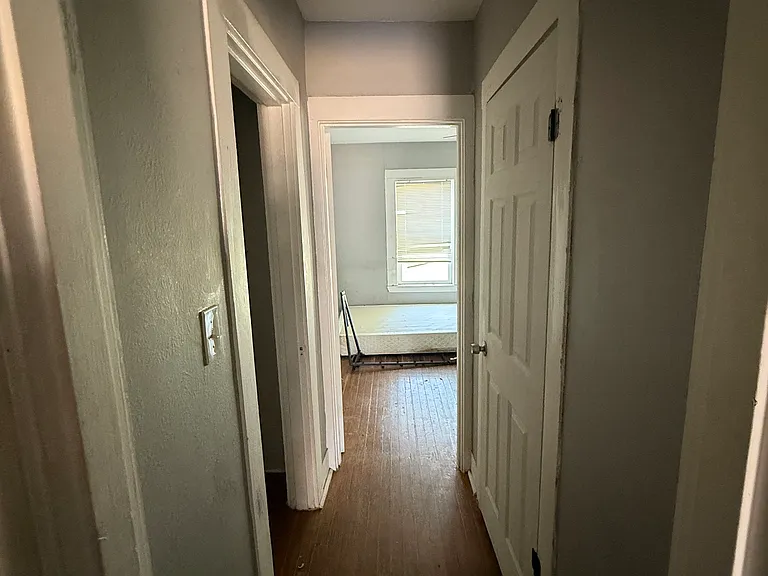 1717 McGregor Ave #B — Photo 6
