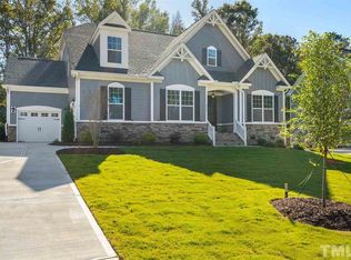 172 Blalock Dr, Fuquay Varina, NC 27526